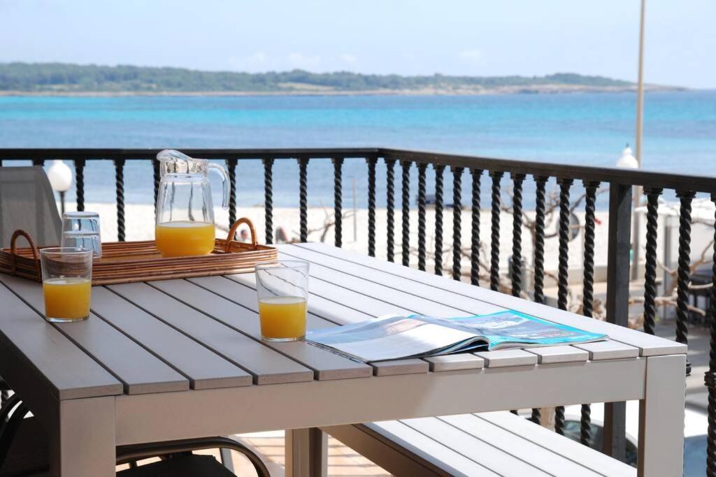 Beach House S'Illot Buitenkant foto